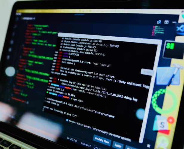 heylagostechie-vII7qKAk-9A-unsplash (1)